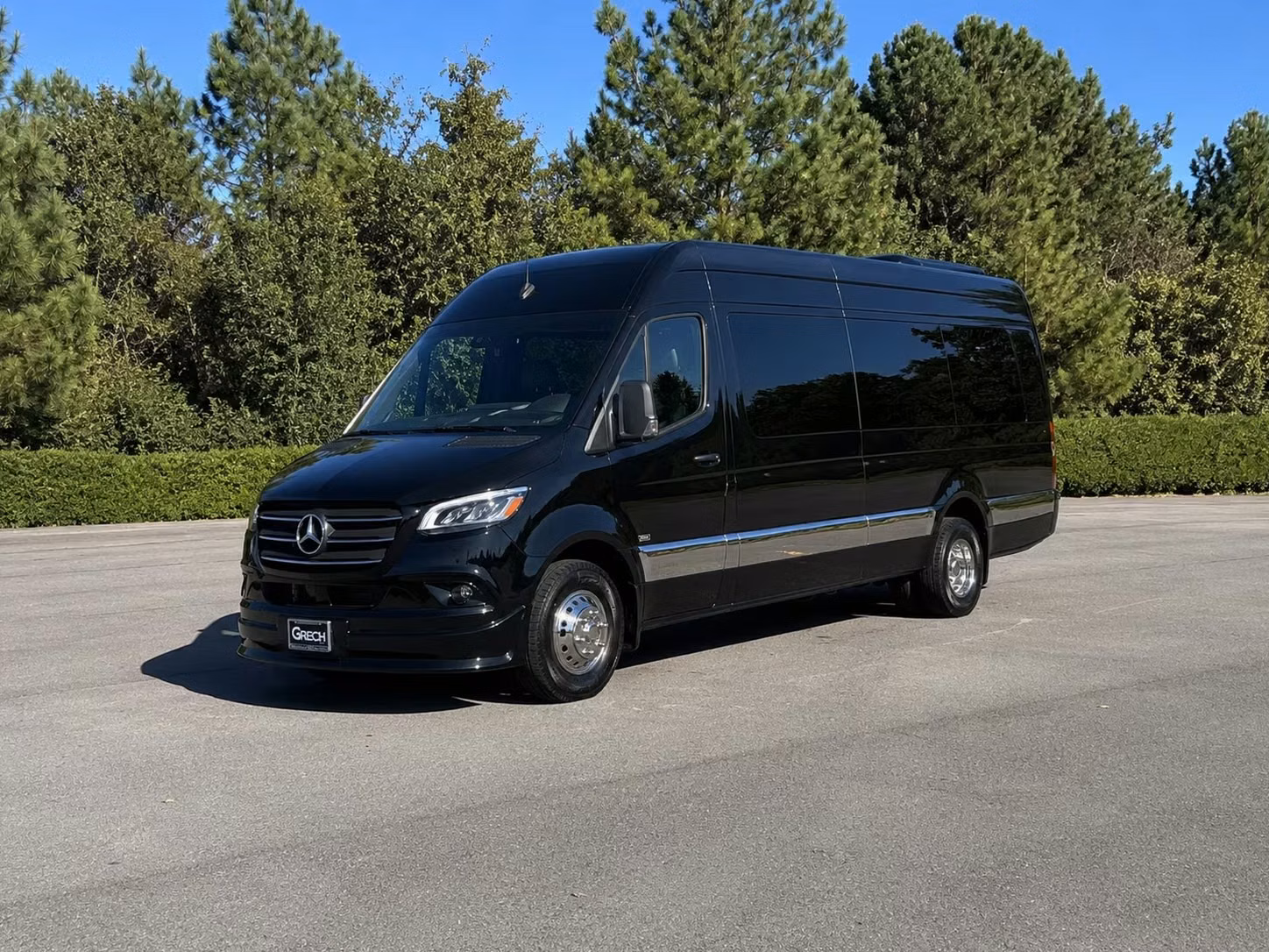 livonia corporate shuttle services